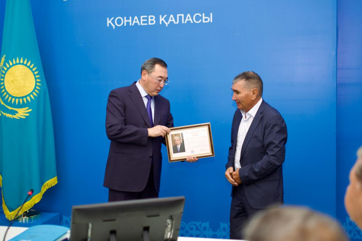 Елге үлгі болған ерлік пен еңбек құрметке ие болды