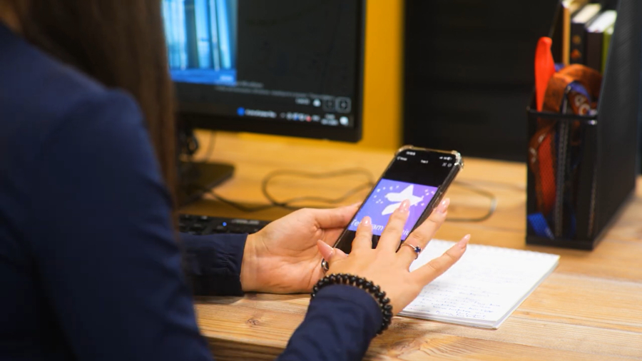 Цифрлық тұзақ: қоғамды зар қақсатқан індет