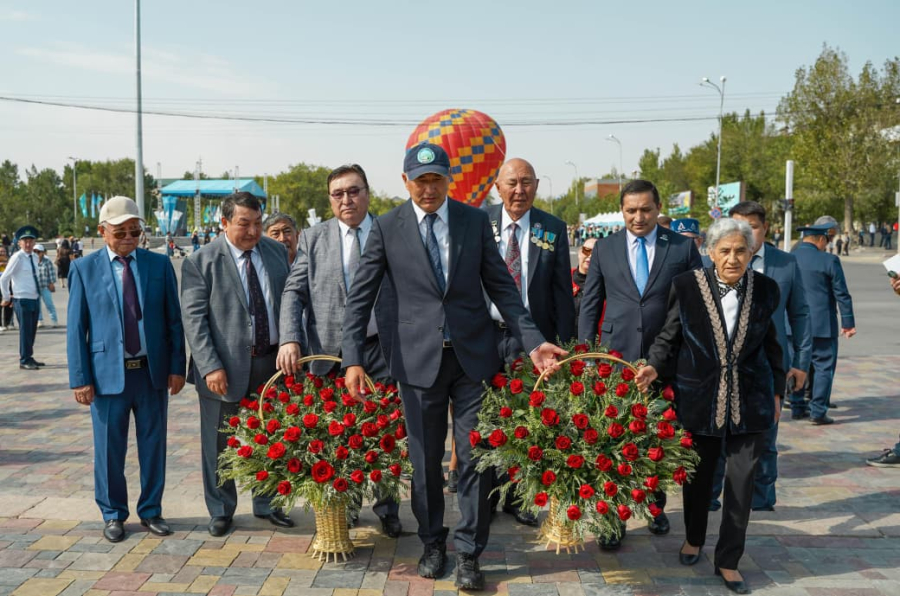 30-метровый пирог, спорт и развлечения: в Конаеве отметили 55-летие города