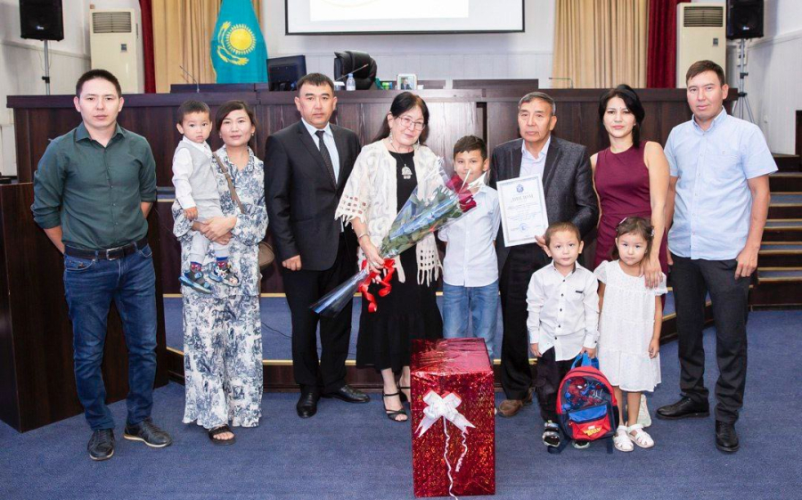 Қарасай ауданында «Мерейлі отбасы» байқауының жеңімпаздары анықталды