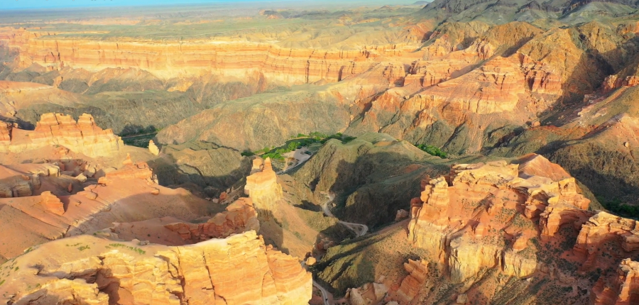 Шарын шатқалының әсемдігі