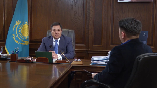 Аким Жамбылского района отвечает на вопросы жителей