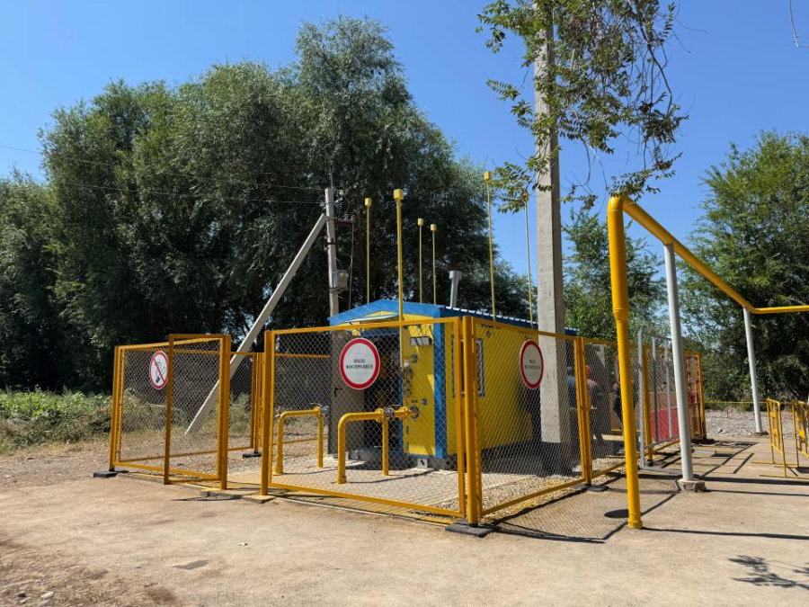 Шарын тұрғындарына газ қосылды: Ұйғыр ауданында газбен қамту желісі кеңейіп жатыр