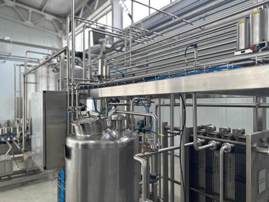 В Алматинской области начал работу завод по глубокой переработке молока