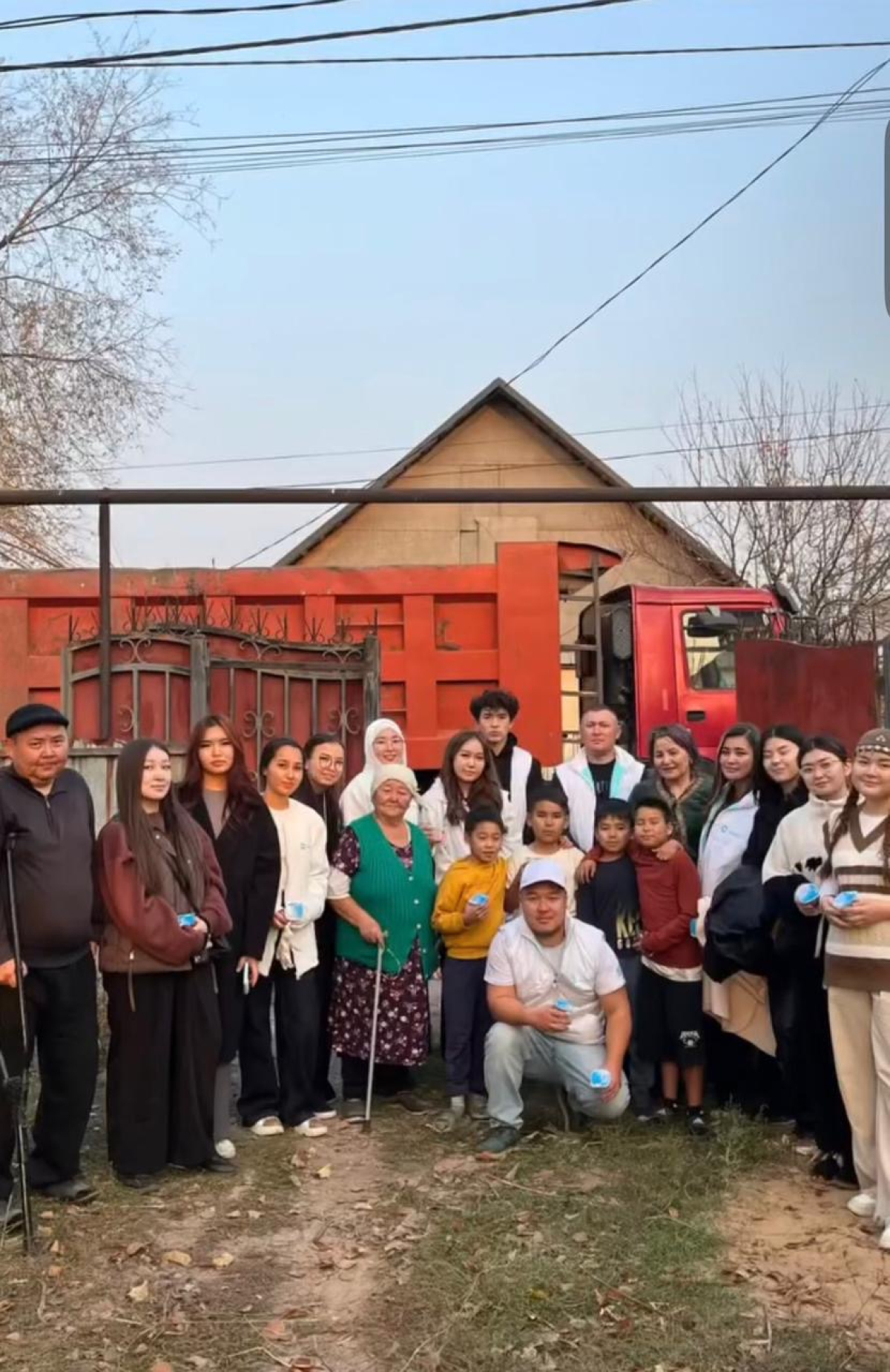 «AMANAT» қолдауымен Алматыда өрттен зардап шеккен отбасының үйі қайта қалпына келтірілді