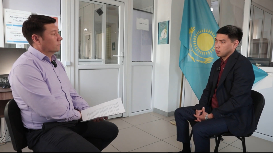 33 жасар Ораз Жандосов ауданының жас әкімінің не айтары бар?